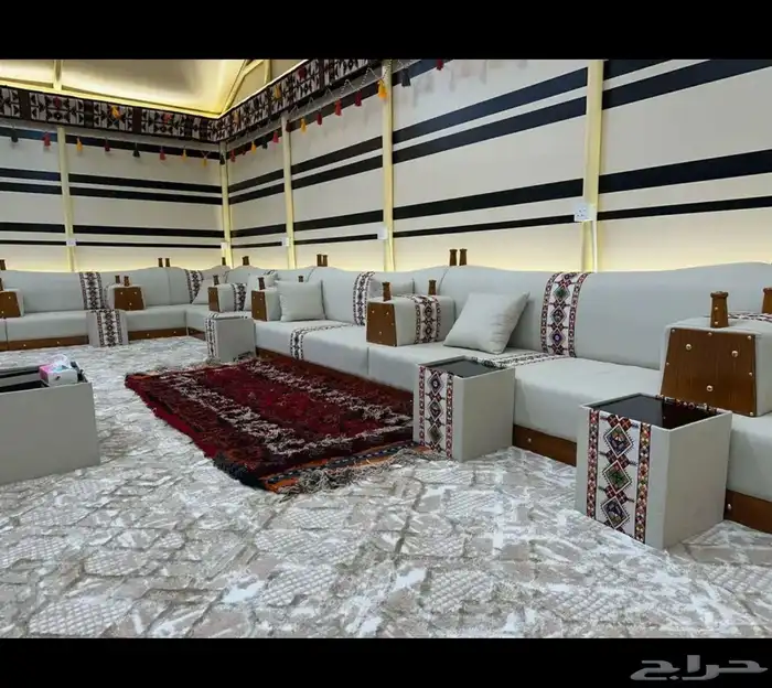 خيام الصقور المطوره الشكل الجديد 1