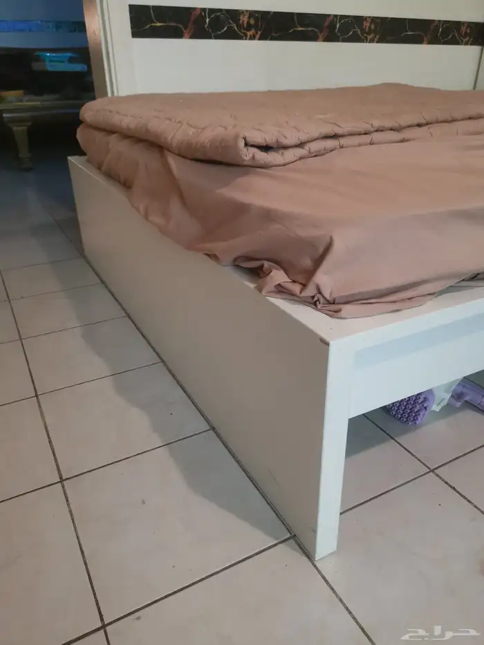 شاشه وغرفه نوم ايكيا 1