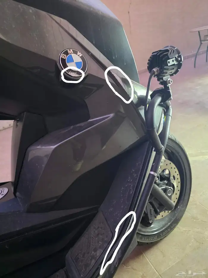دباب BMW c400 gt 2022 1