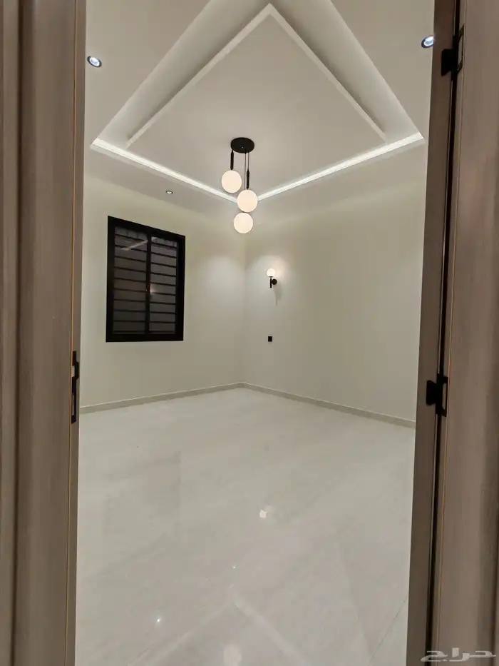 للبيع في احد رفيده شقه دور ارضي مع بايكه سياره بسعر 540 الف 25