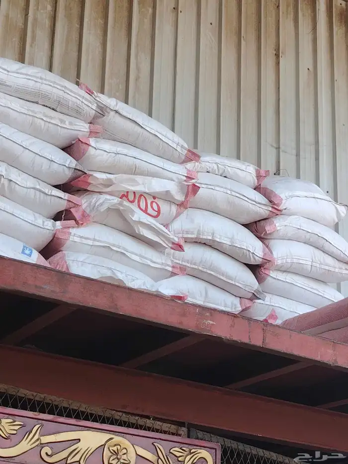 نوا تمر ناعم ومجروش 1