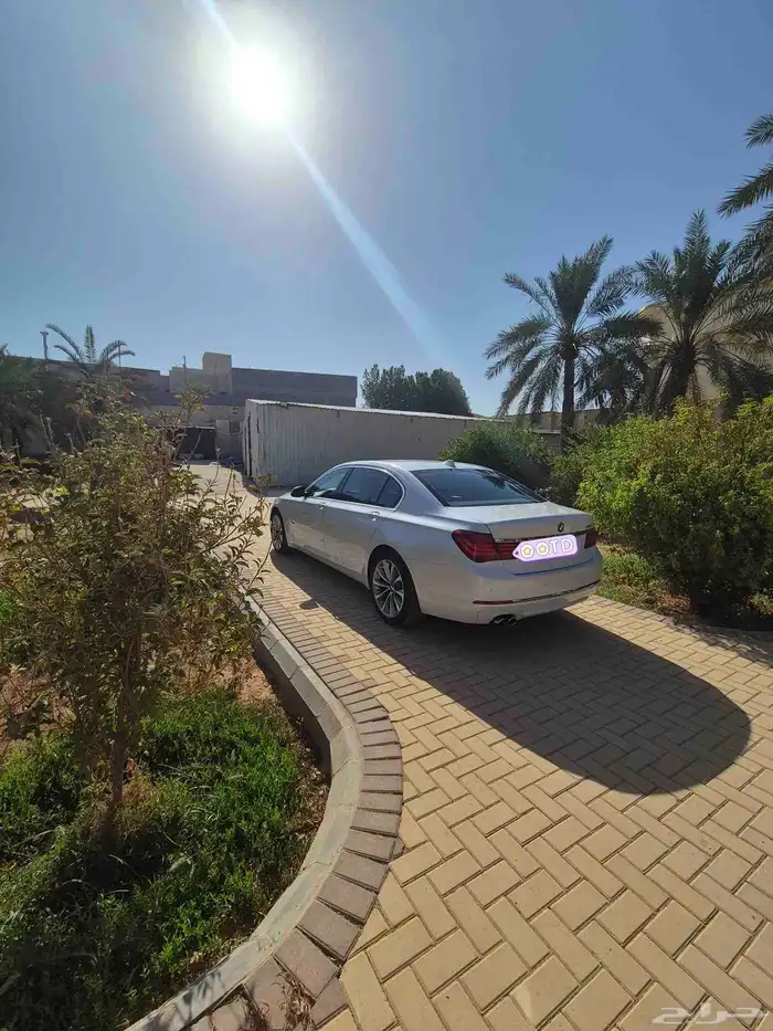 BMW 730 موديل 2015 ممشى قليل خالي من الرشوش 7