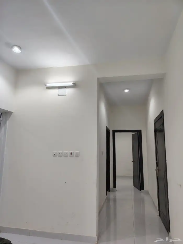 للايجار شقه علوي مشترك بالوادي 4