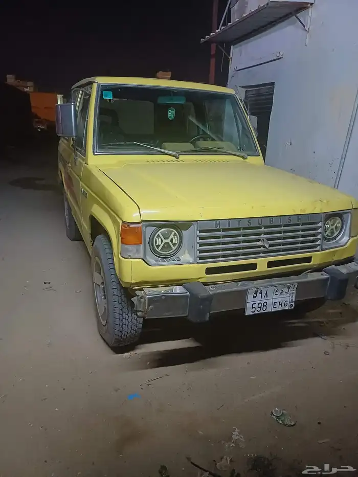 ربع باجيرو موديل 90 4