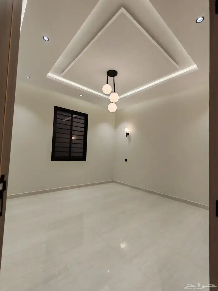 للبيع في احد رفيده شقه دور ارضي مع بايكه سياره بسعر 540 الف 20