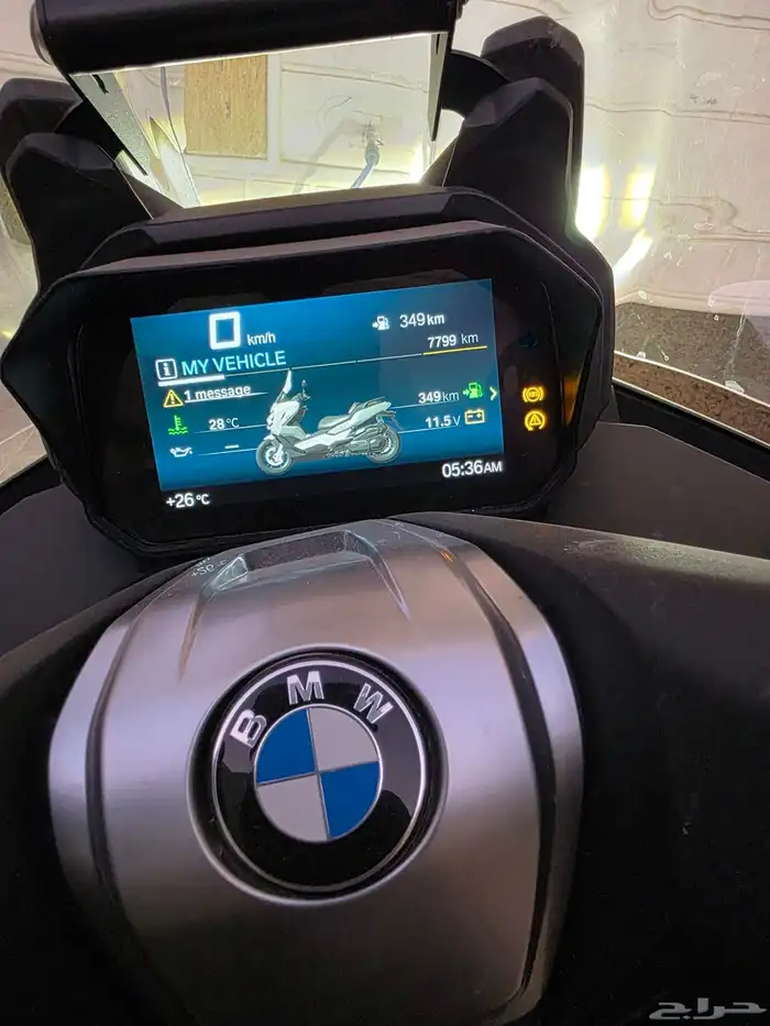 دباب BMW c400 gt 2022 5