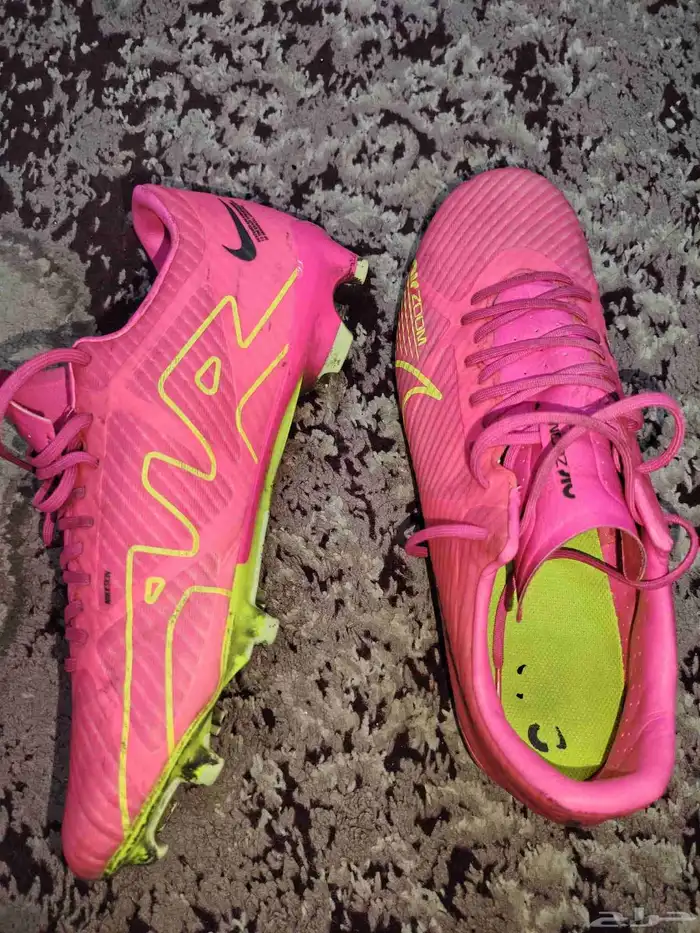للبيع بوت نايك Mercurial Zoom Vapor أصلي   مقاس 44 (US 1 5