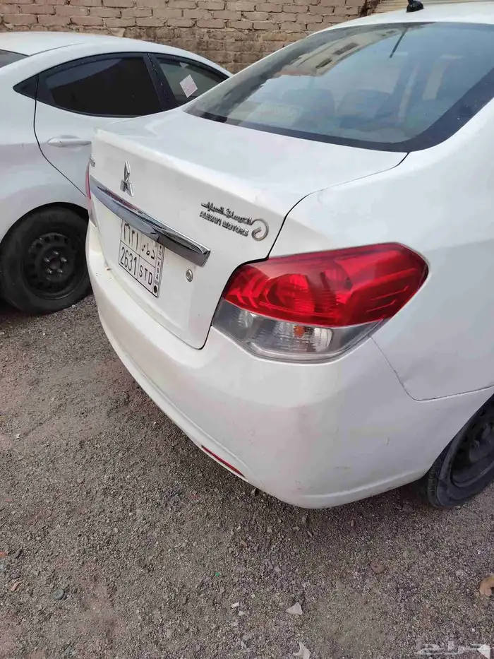 سيارة ميتسوبيشي اتراج 2018 12