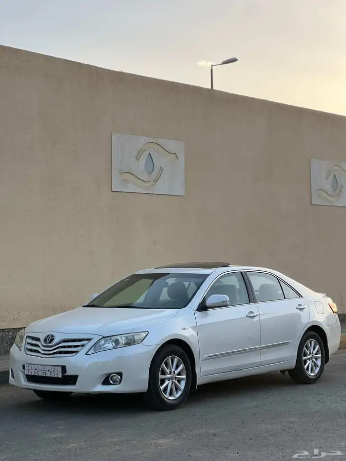 تويوتا كامري فل كامل قير عادي 2011 3