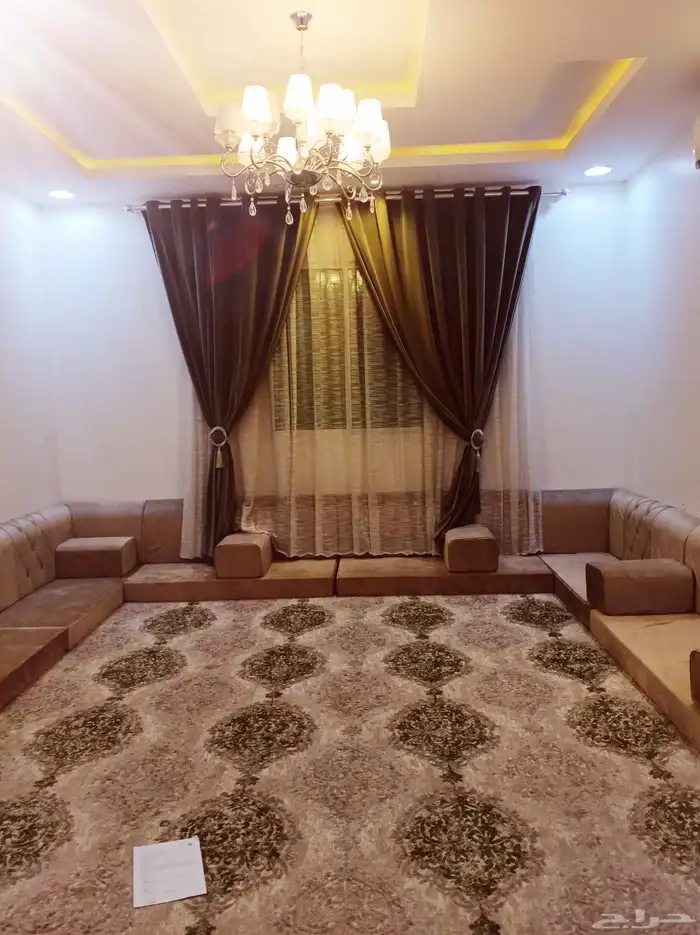فيلل للايجار في حي الرمال الواحه 4