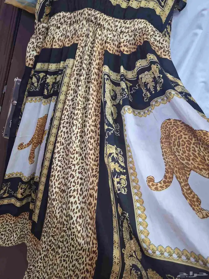 فستان حرير تايقر 3