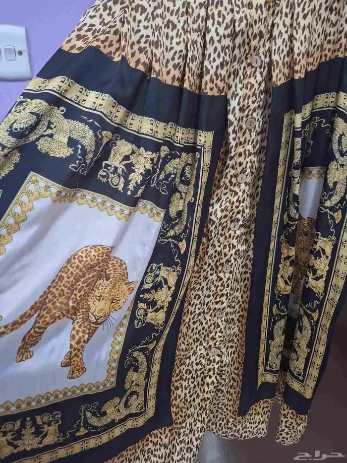 فستان حرير تايقر 1