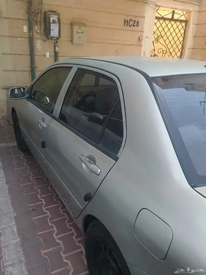 سيارة ميسبويش لانسر 7