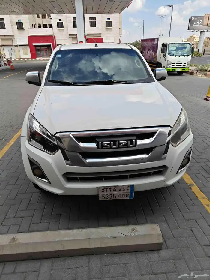 ايسوزو ديماكس غمارتين LS 2018 دبل ديزل مكينه كبير تيربو 3.0 2