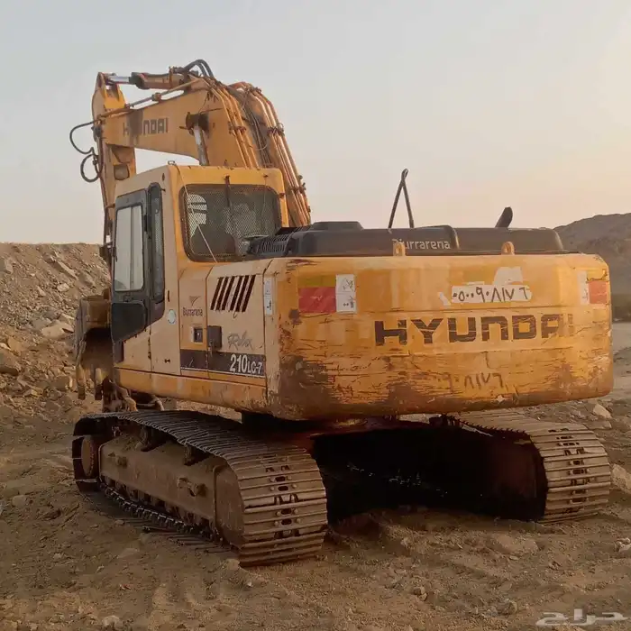 للبيع بكلين هونداي مديل 2002 داش 7مكينه كمنز بكت ودقاق 3