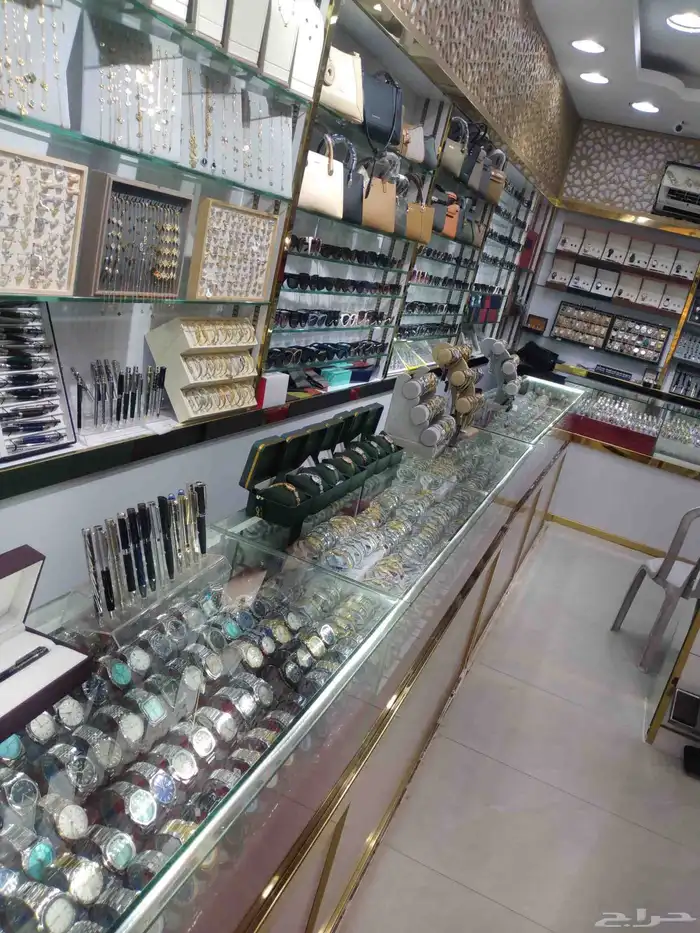 محل للتقبيل سوق الحب الدمام شارع الذهب بجانب شارع العبايات 0