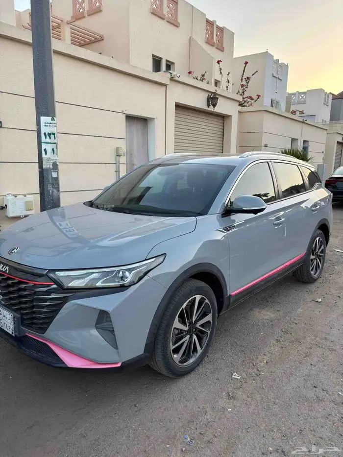 سيارة دونغ فينغ موديل 2023 للتنازل بسبب الابتعاث 5