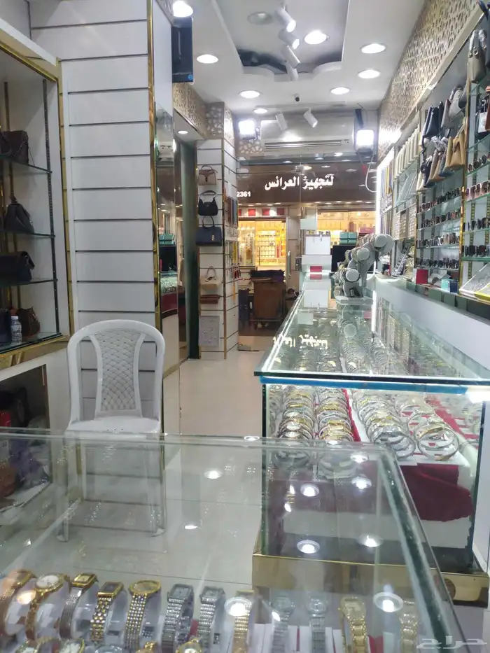 محل للتقبيل سوق الحب الدمام شارع الذهب بجانب شارع العبايات 1