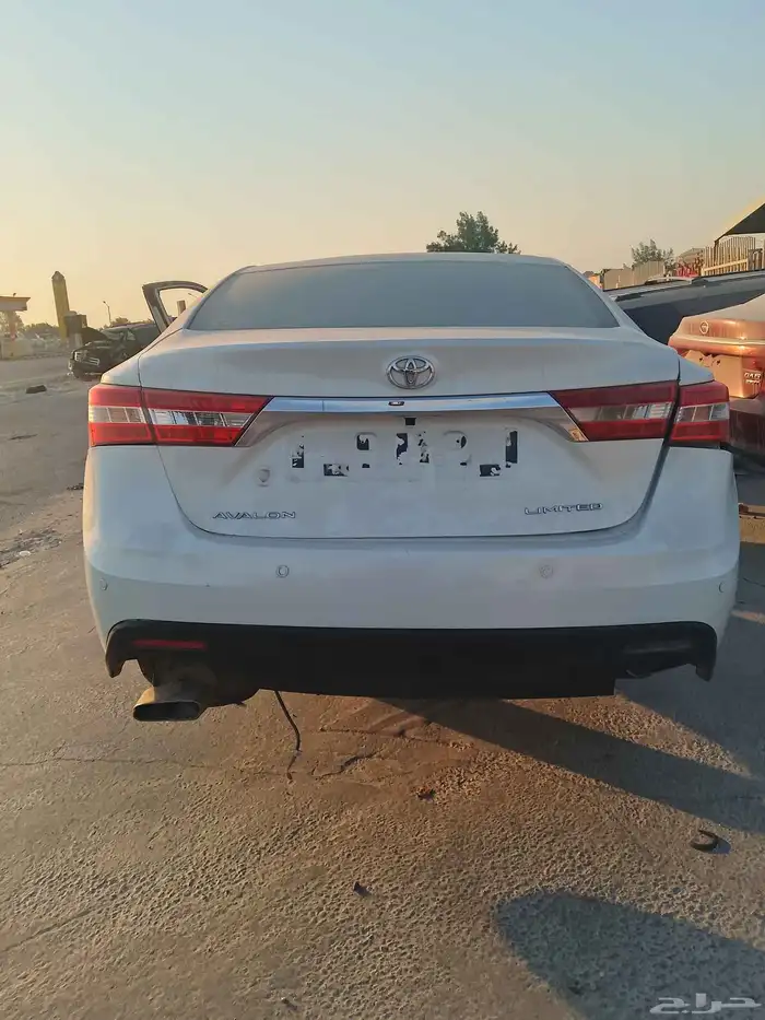 تويوتاء افلون 2015 3