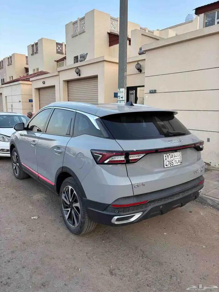 سيارة دونغ فينغ موديل 2023 للتنازل بسبب الابتعاث 3