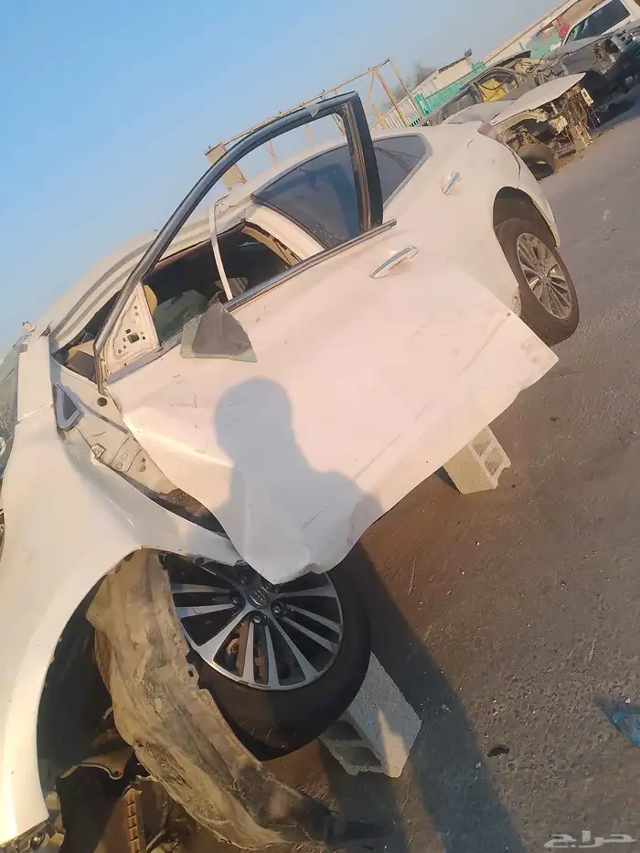 تويوتاء افلون 2015 4