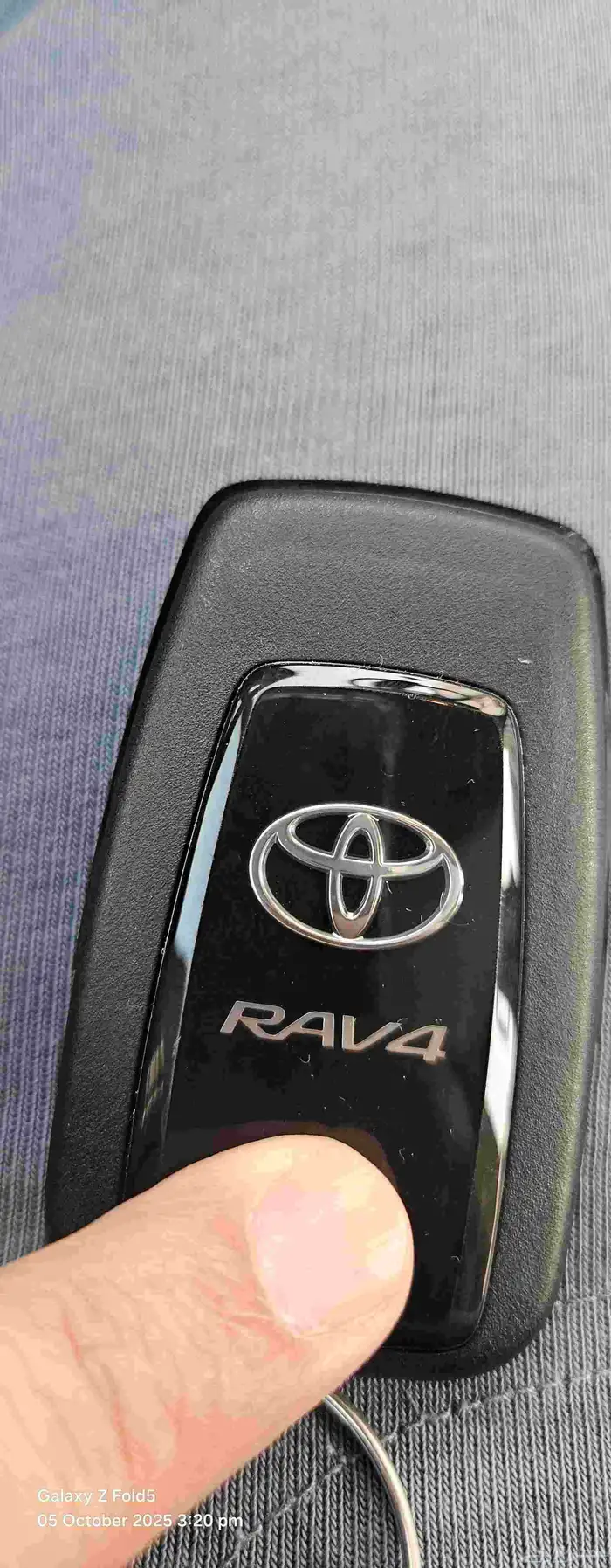 مفتاح تويوتا Rav4 أصلي 2019 0