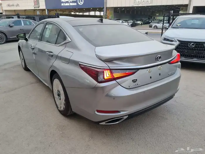لكزس ES250 Aa 2025 2