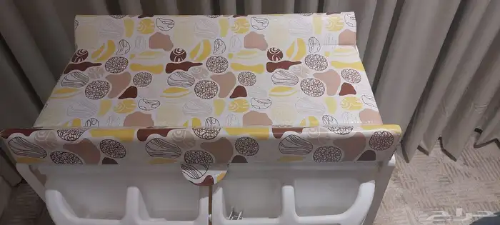 اشياء للبيع في غرفة نوم وأشياء أخرى 4