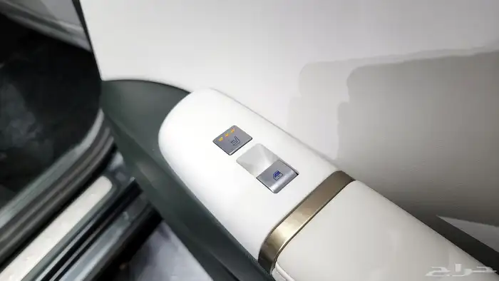 للاستيرادمن كوريا  هيونداى ازيرا  2023 3