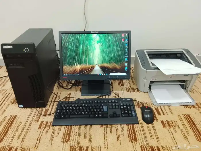 كمبيوتر مكتبي مع طابعة 9