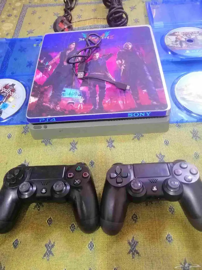 سوني فور للبيع 0