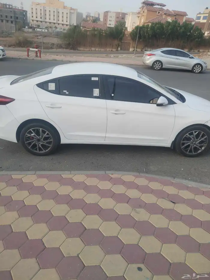 النترا 2017 للبيع مكينة كبير 1