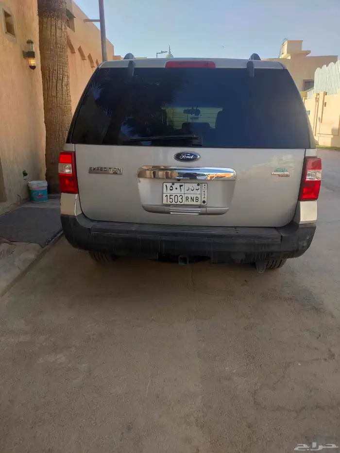 Ford explorer 2006 model 2