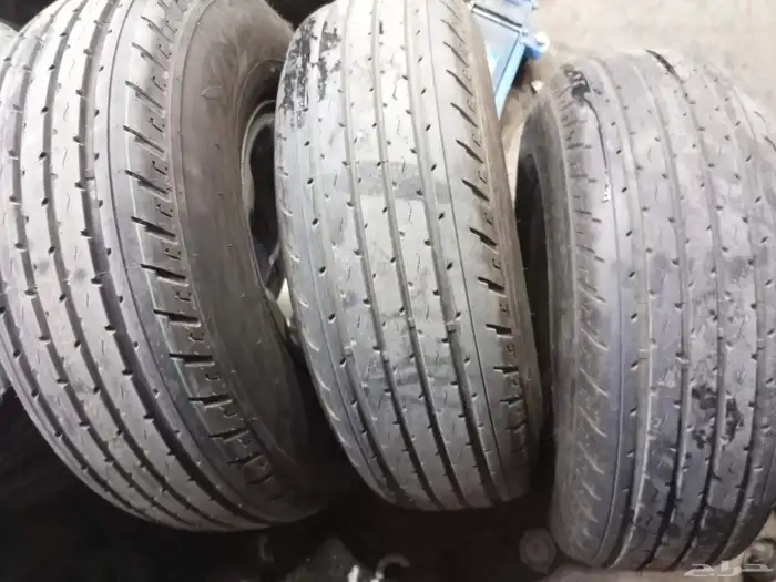 5 جنوط نيسان حوض اصلي و5 كفرات شاهين نظيفه مره مقاس 16 2