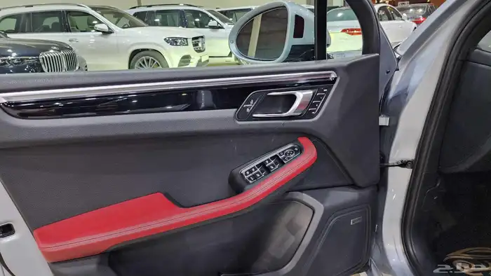 بورش ماكان 2022 17