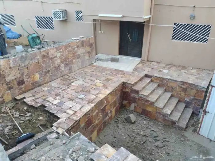 معلم تلبيس حجر 2