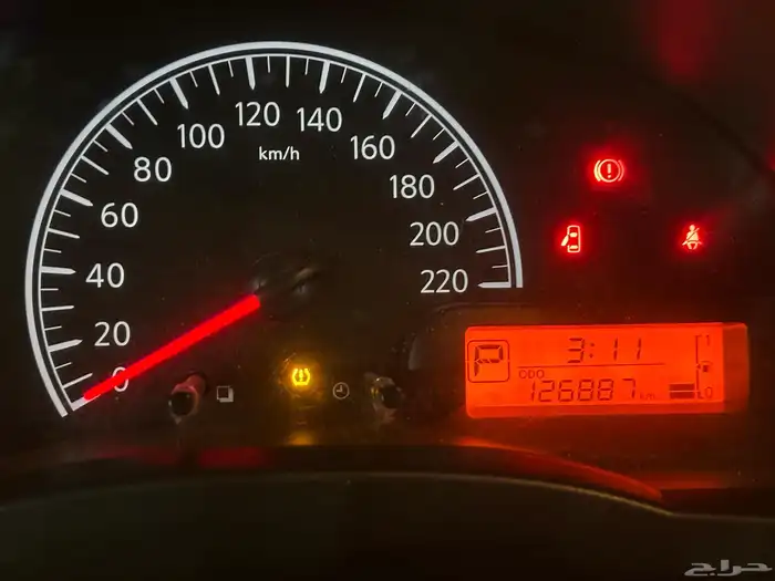 للبيع سياره نيسان صني موديل 2022السعر 32500 7