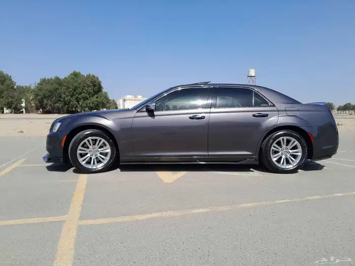 كرايسلر 300C موديل 2022 0