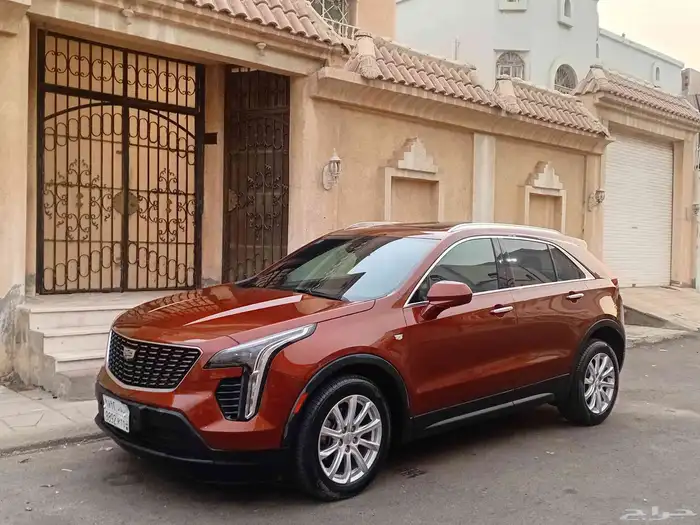 كاديلاك XT4 2019 1
