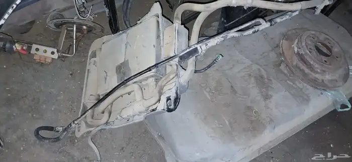 للبيع قطع غيار فورد لينكون تاون كار 37