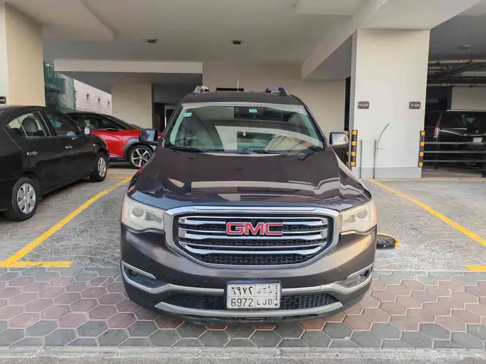 2017 GMC Acadia SLE V6 36 9