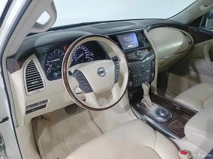 نيسان باترول 400 بلاتينيوم 2014 15