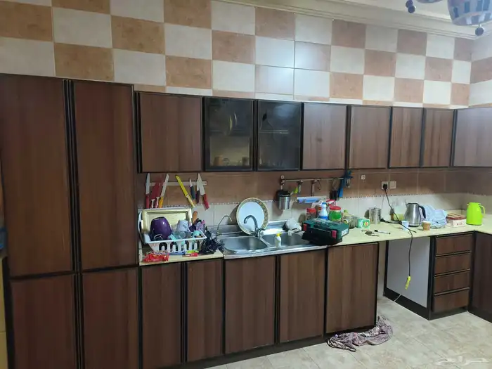 مطبخ بحالة ممتازة للبيع لاعلى سوم 1