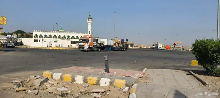 لوبد واحد وعشرين متر لنقل المعدات الثقيله والخفيفه لجميع انح 0