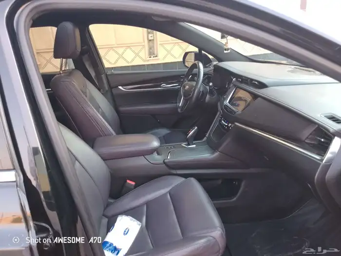 كاديلاك 2017 XT5 وكاله للبيع 15