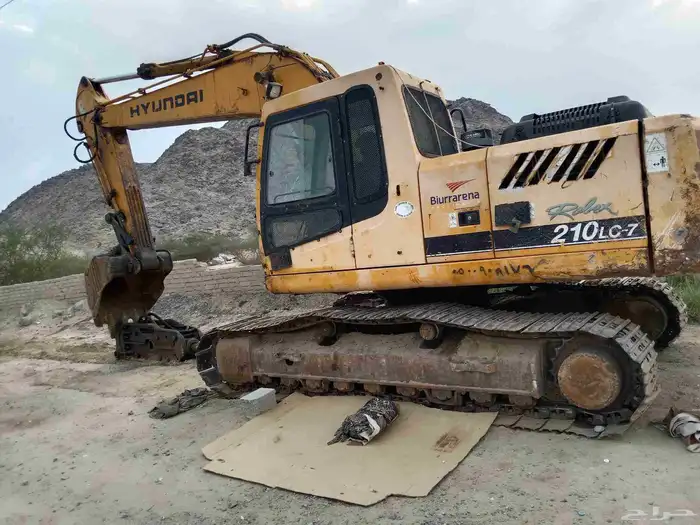 للبيع بكلين هونداي مديل 2002 داش 7مكينه كمنز بكت ودقاق 7