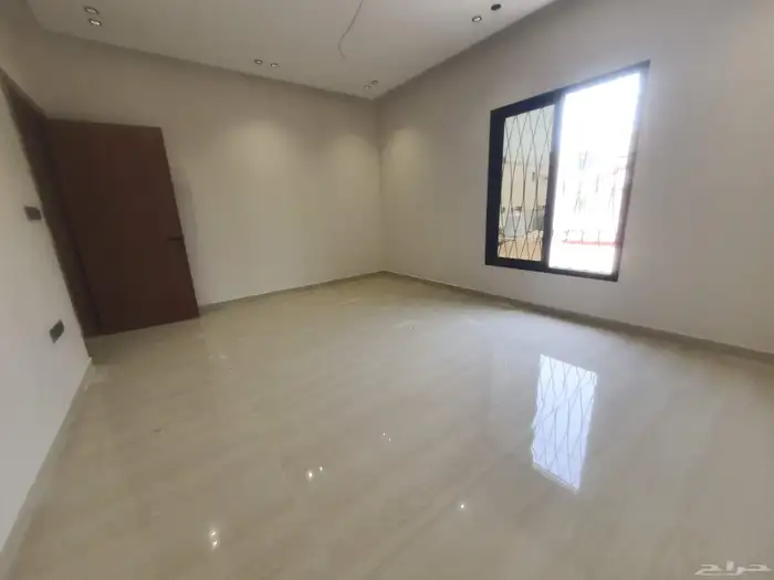 للبيع شقه تمليك علويه دبلكس جديده فى حى احد بالدمام 1