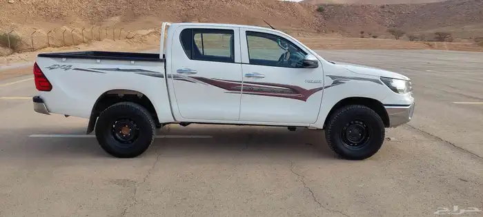 هايلوكس دبل غمارتين GL2 بنزين 2018 4