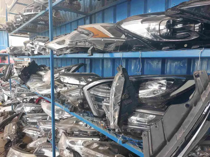 شمعات جميع انواع السيارات اصلي وكاله مع الضمان 4