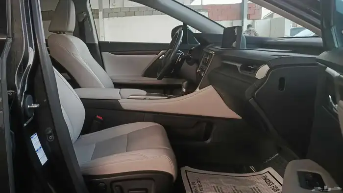 لكزس RX 350 موديل 2021 للبيع 11